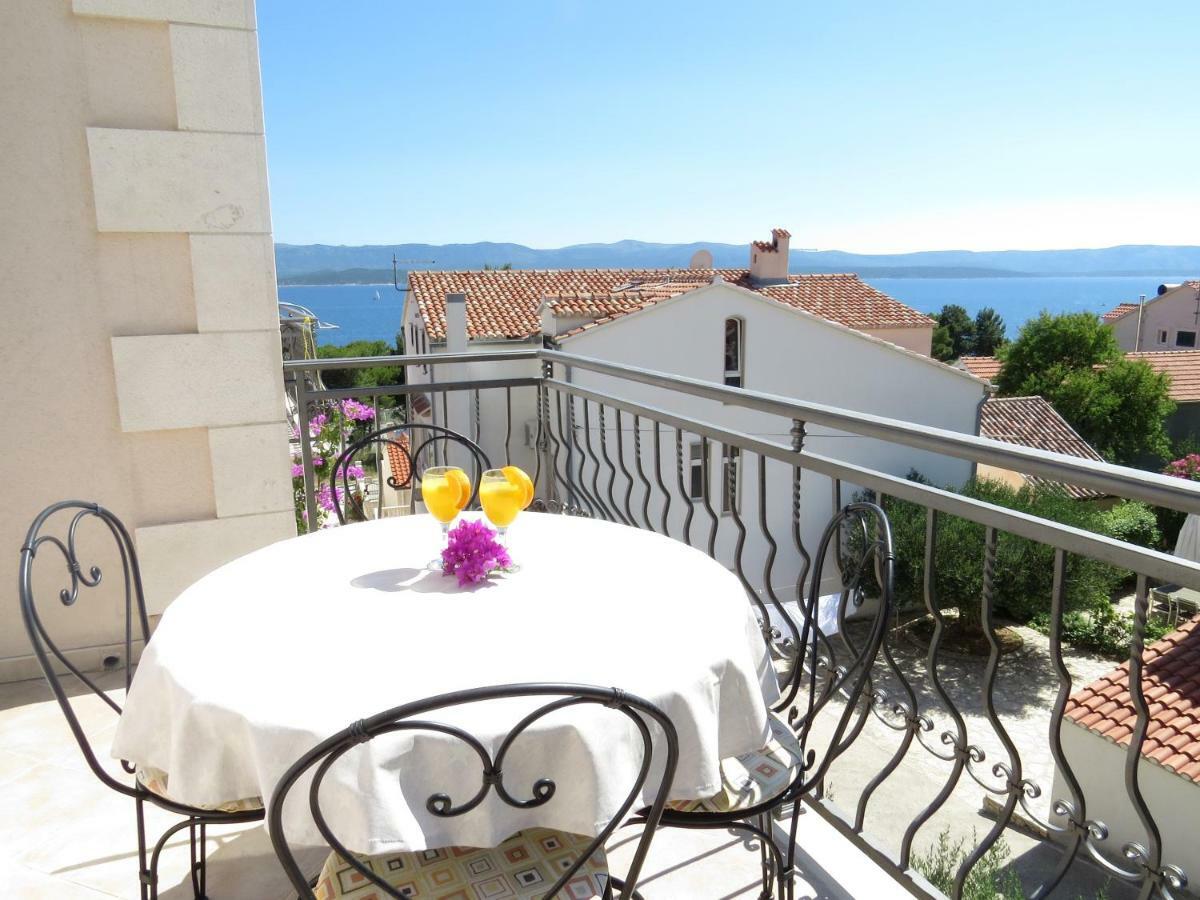 Apartments Villa Vallum Bol Exterior photo
