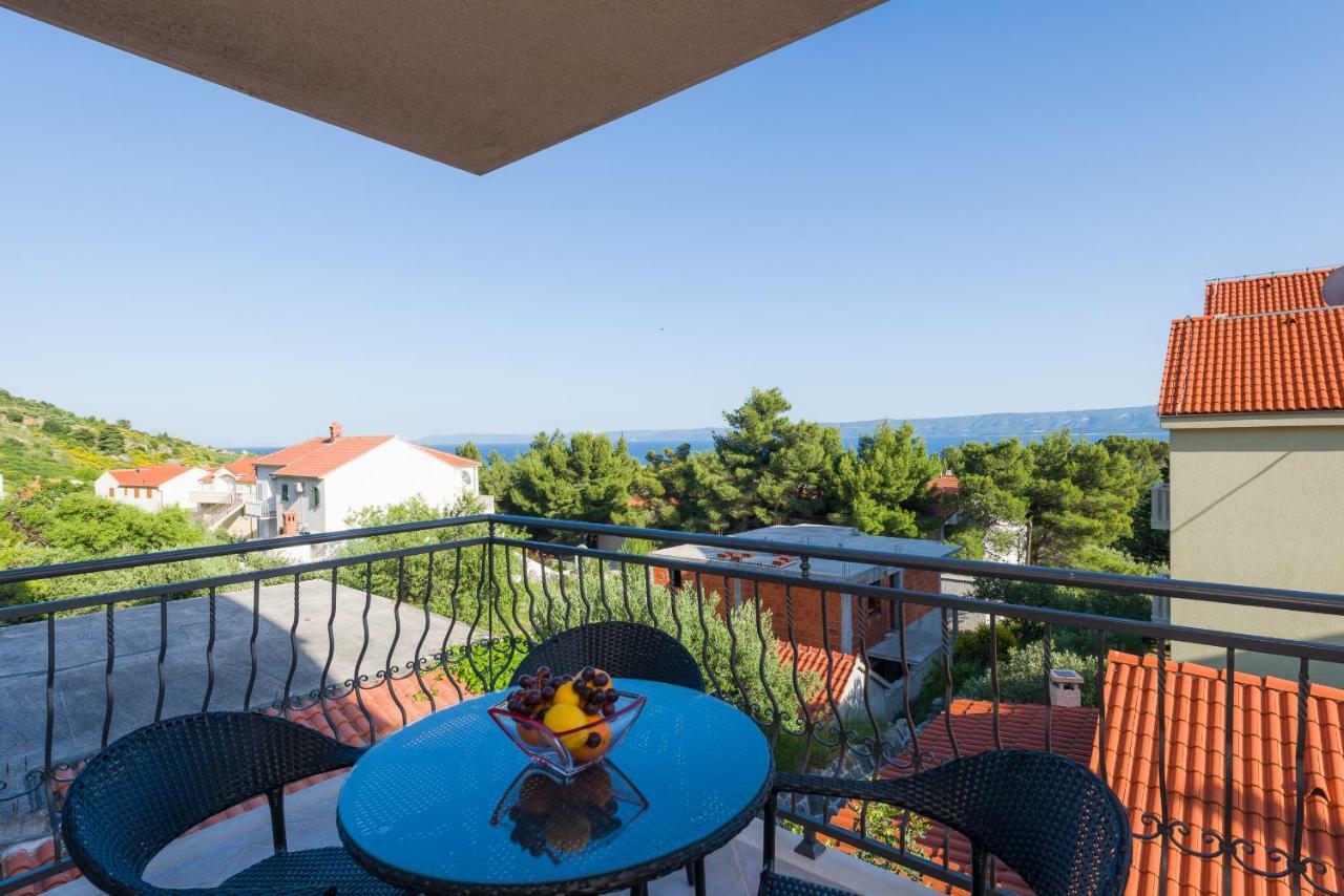 Apartments Villa Vallum Bol Exterior photo