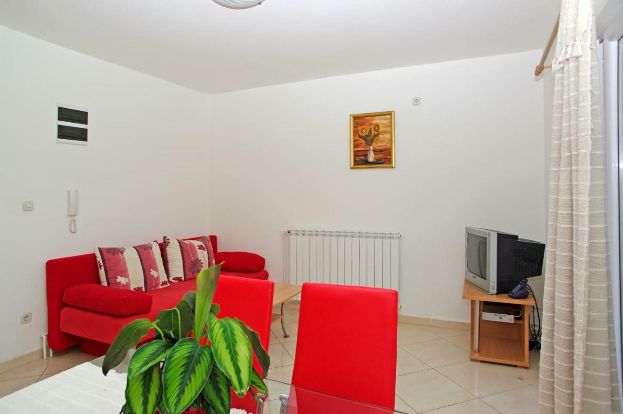 Apartments Villa Vallum Bol Exterior photo